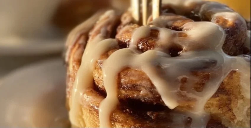 Cinnamon Roll Pancakes